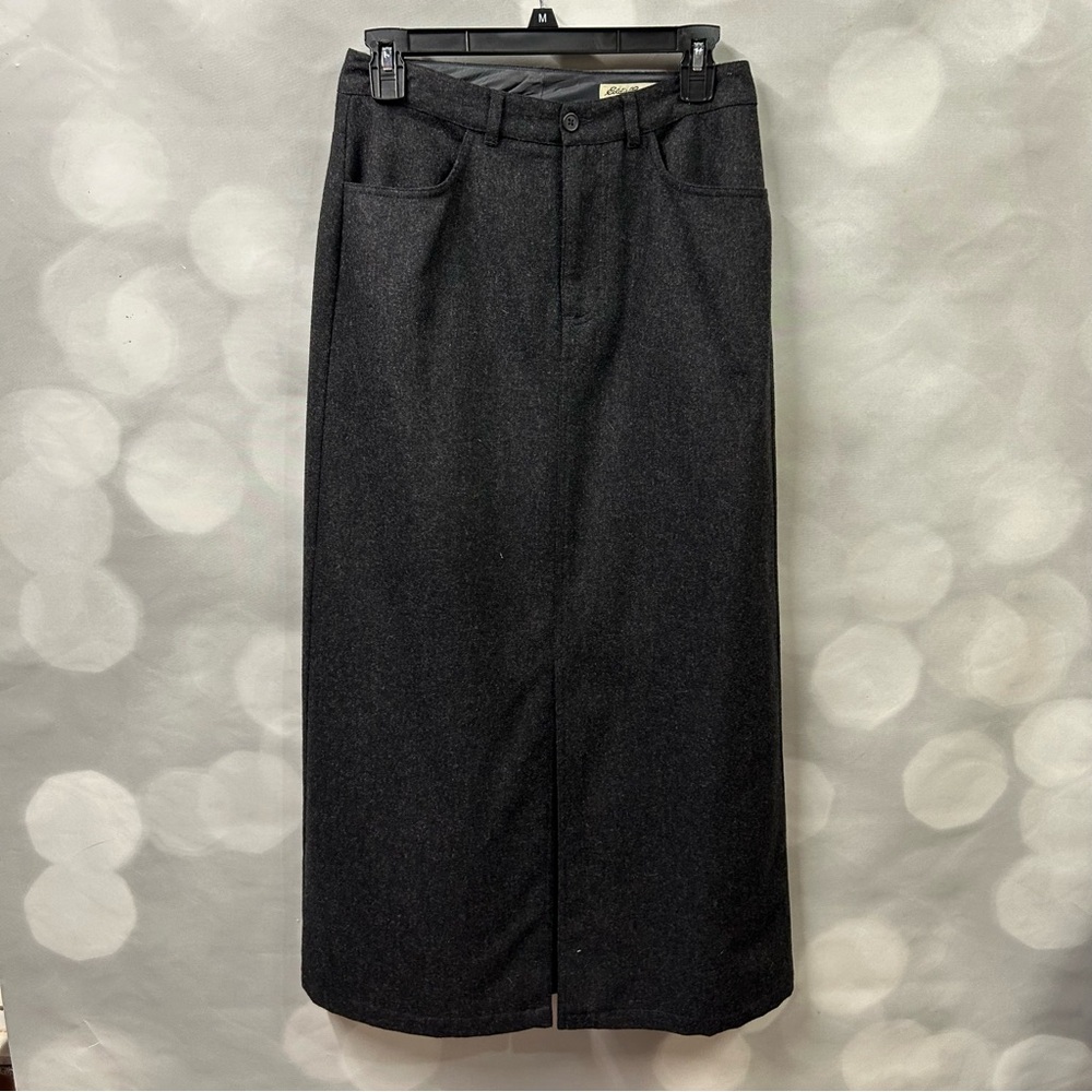 Eddie Bauer Wool Blend Dark Grey Skirt  In Size‎ 4P